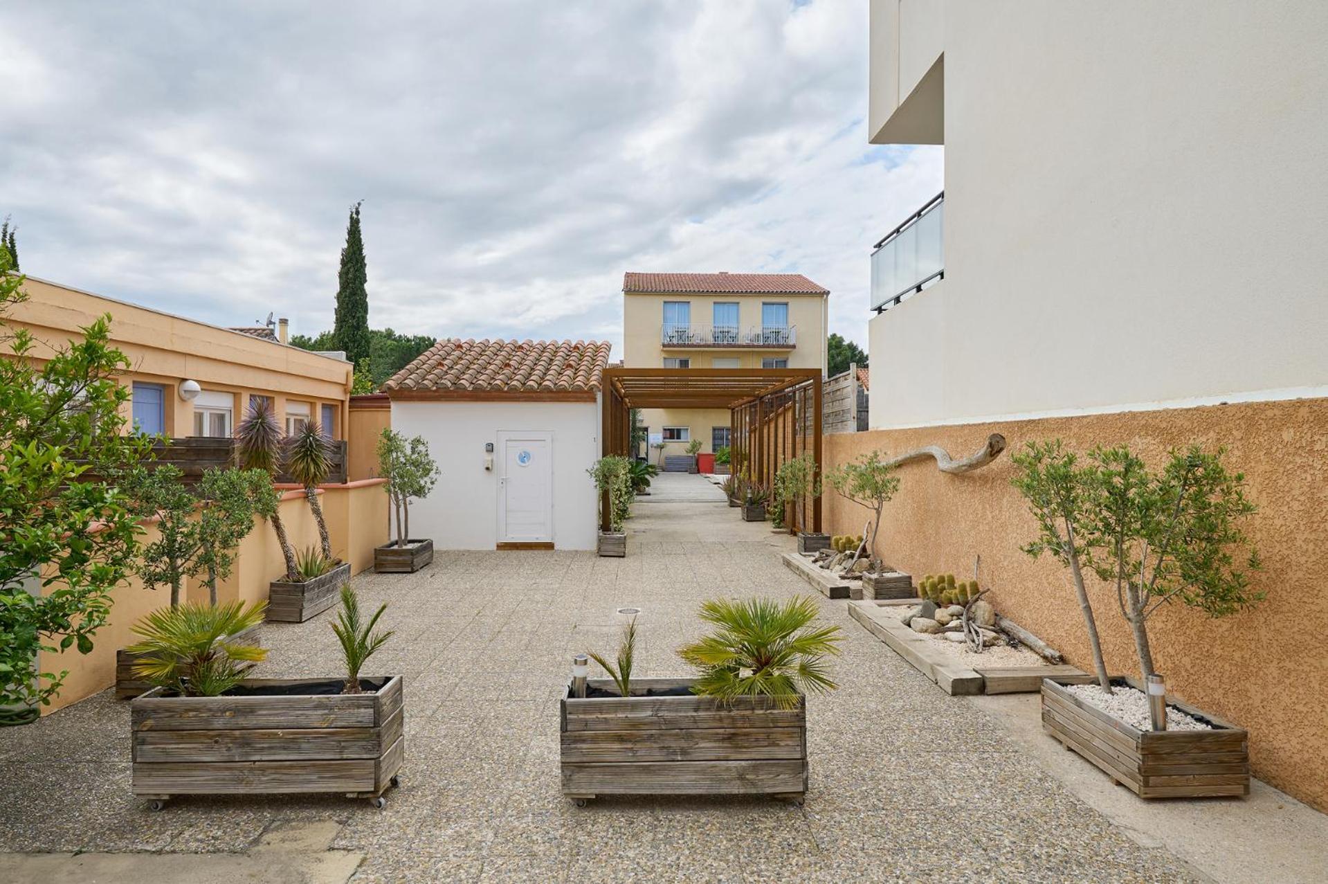 Hotel Les Mimosas Argeles-sur-Mer Exterior photo