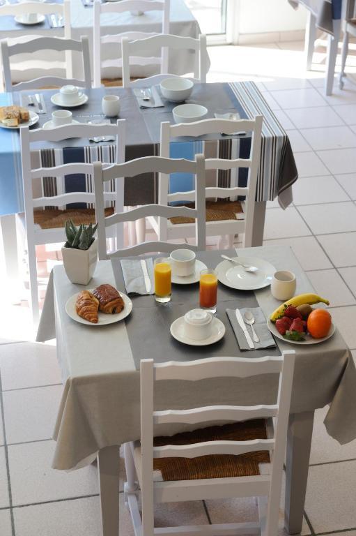 Hotel Les Mimosas Argeles-sur-Mer Room photo